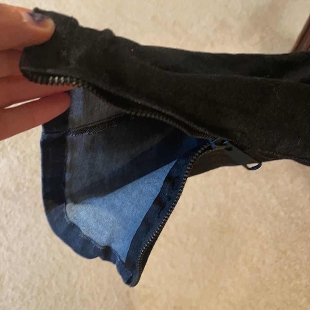 UNIVERSAL Standard black jeans - Picture 7 of 9